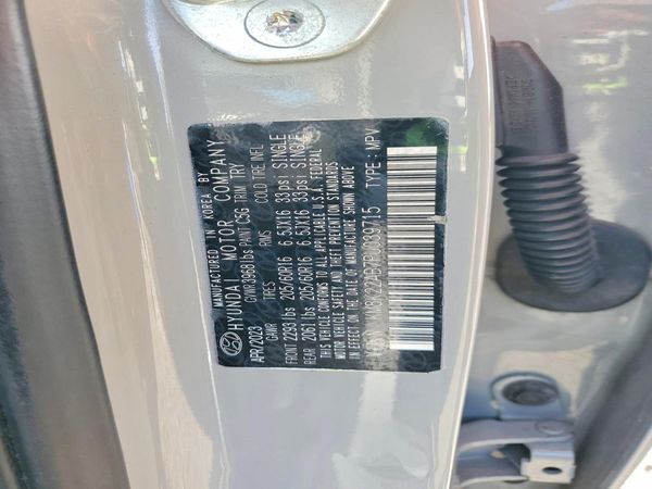 2023 HYUNDAI KONA SE