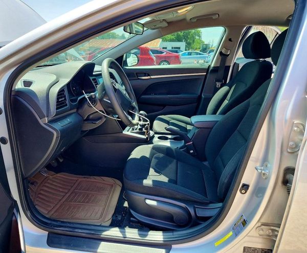 2019 HYUNDAI ELANTRA