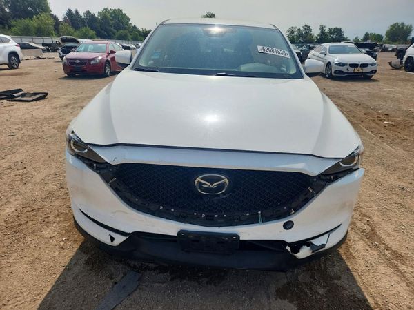 2018 MAZDA CX-5 Sport