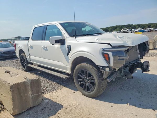 2025 FORD F150 Platinum