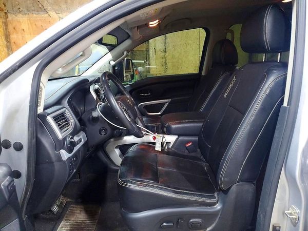 2019 NISSAN TITAN — DENT
