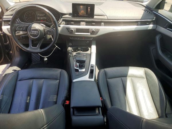 2017 AUDI A4 quattro Premium