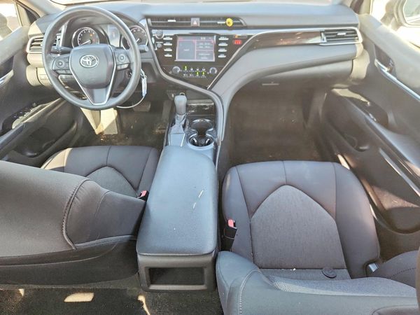 2019 TOYOTA CAMRY