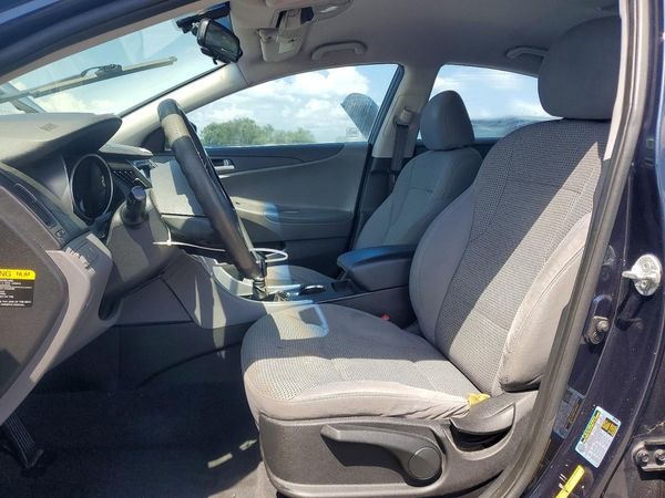 2012 HYUNDAI SONATA
