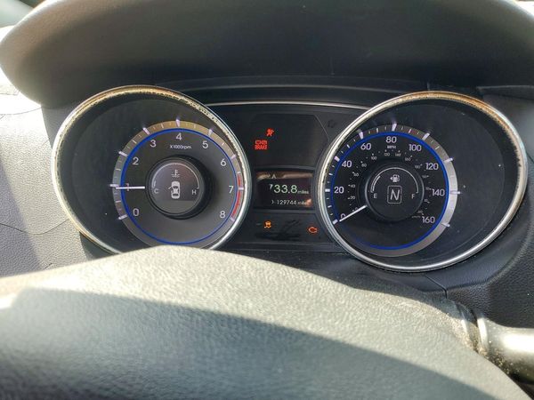 2012 HYUNDAI SONATA