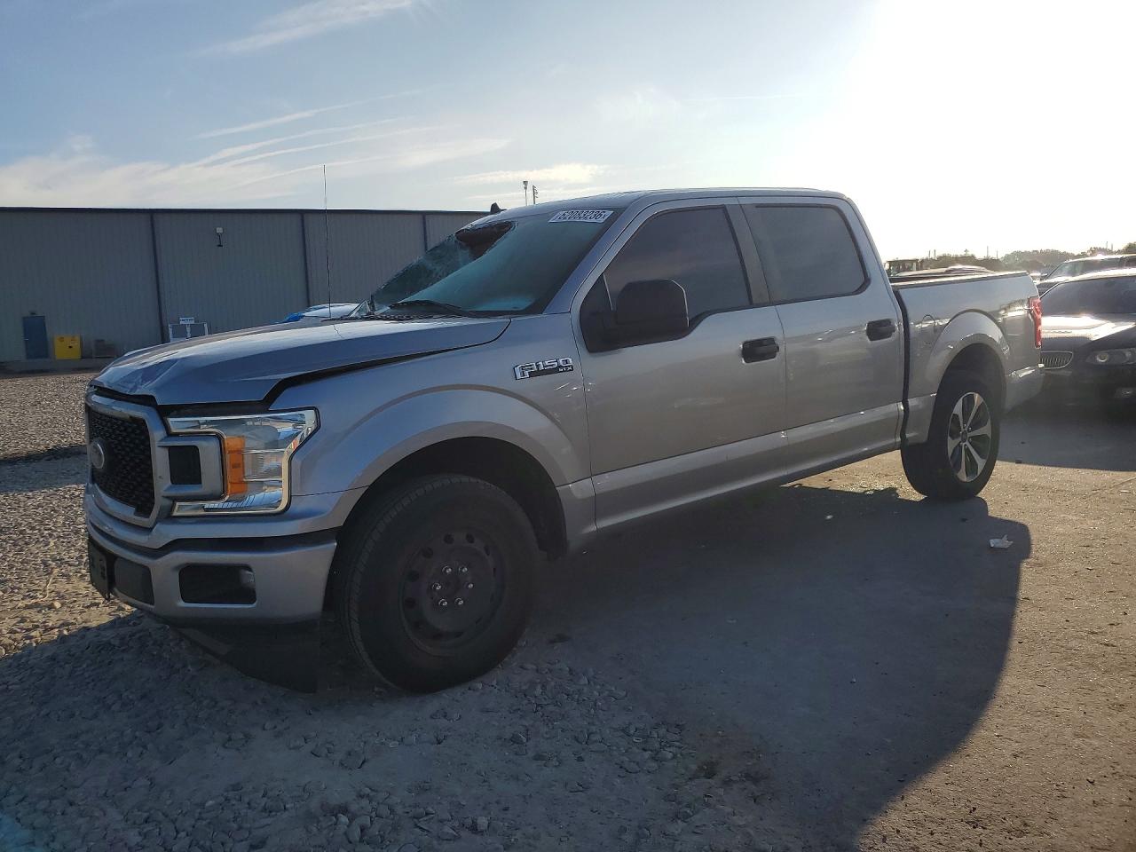2020 FORD F150 — Front 3/4