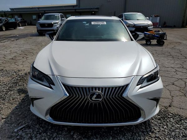2019 LEXUS ES 350
