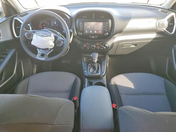 2021 KIA SOUL LX, S, X-Line