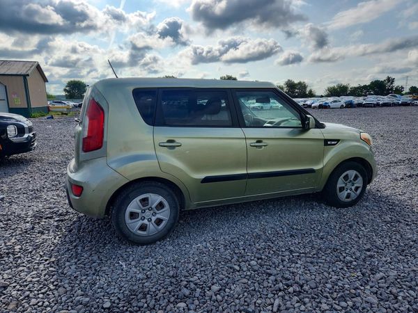 2012 KIA SOUL GL