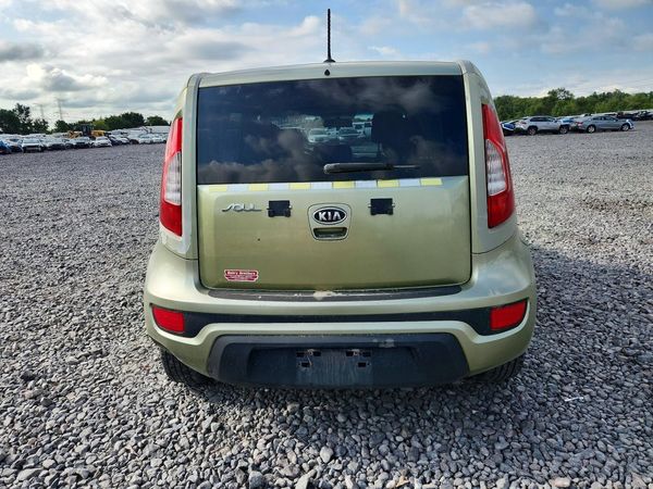 2012 KIA SOUL GL