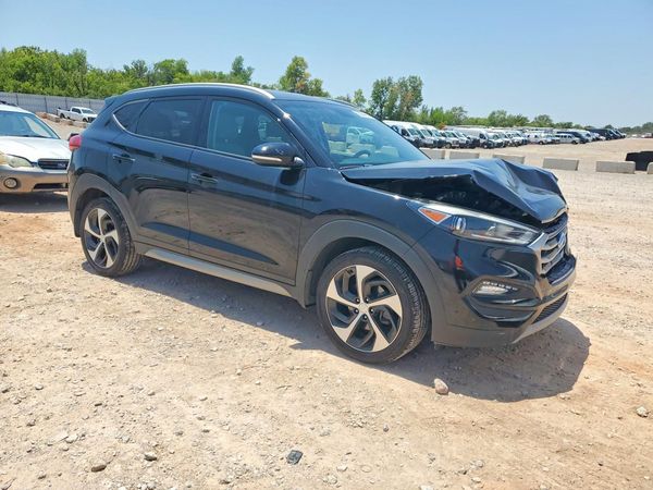 2017 HYUNDAI TUCSON