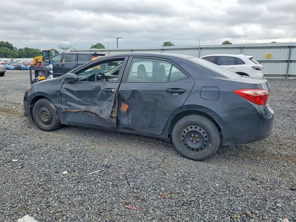 2017 TOYOTA COROLLA