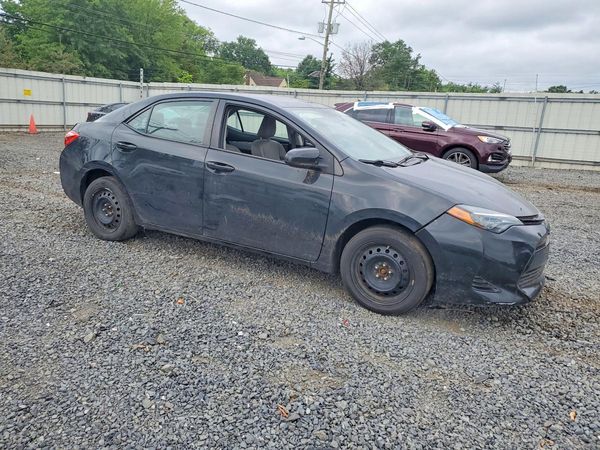 2017 TOYOTA COROLLA