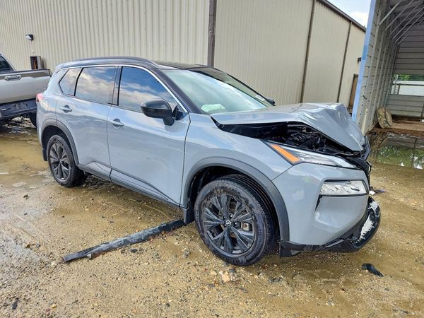 2023 NISSAN ROGUE SV — Passenger 3/4