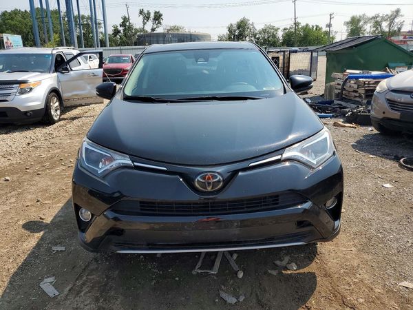 2018 TOYOTA RAV4 Adventure/XLE
