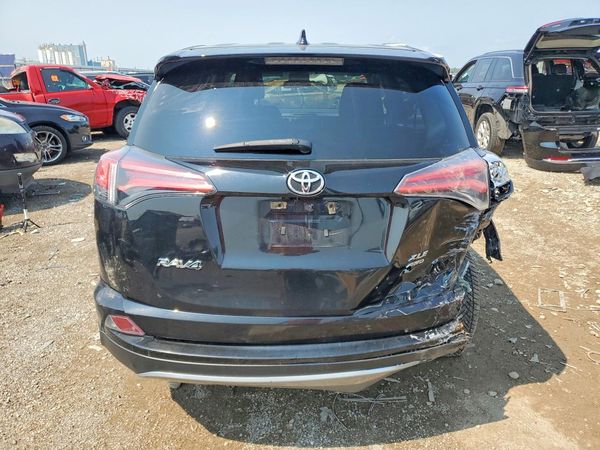 2018 TOYOTA RAV4 Adventure/XLE