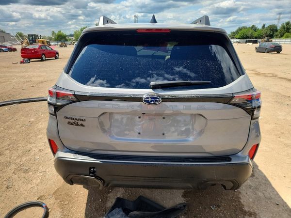 2025 SUBARU FORESTER Premium