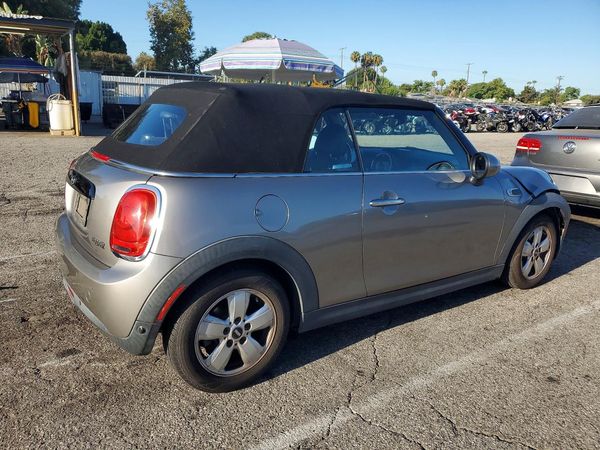 2016 MINI COOPER