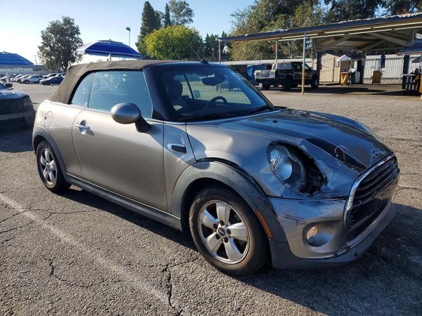 2016 MINI COOPER