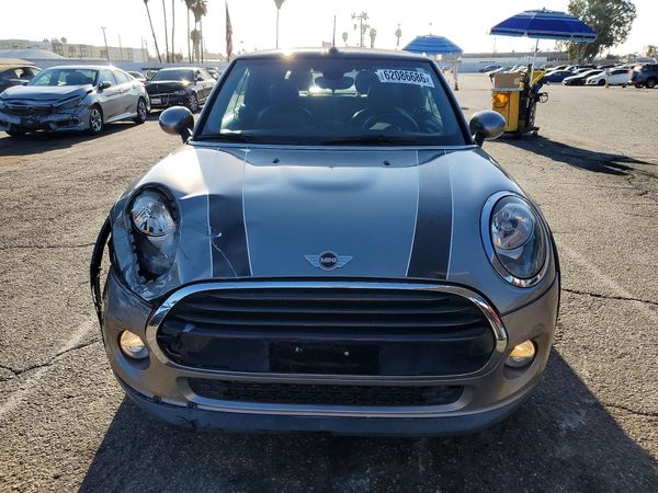 2016 MINI COOPER