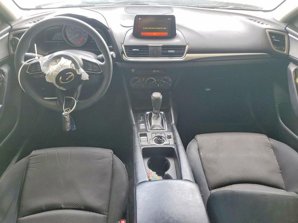 2018 MAZDA 3 Sport