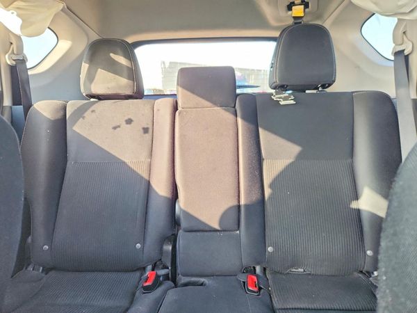 2015 TOYOTA RAV4 XLE (M Grade)