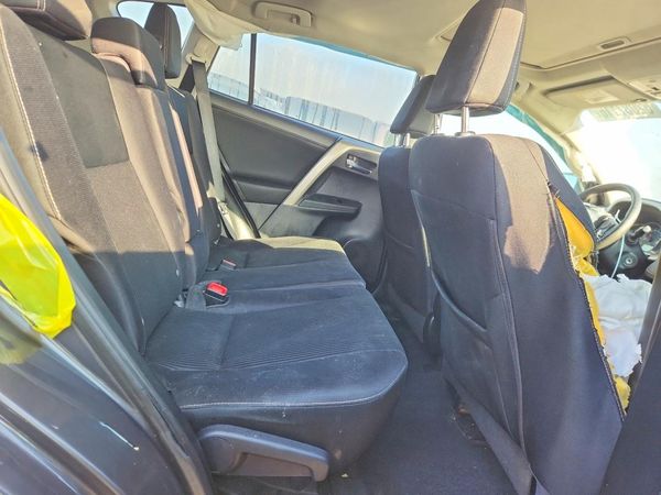 2015 TOYOTA RAV4 XLE (M Grade)