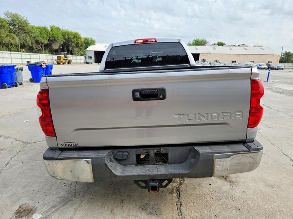2017 TOYOTA TUNDRA SR/SR5