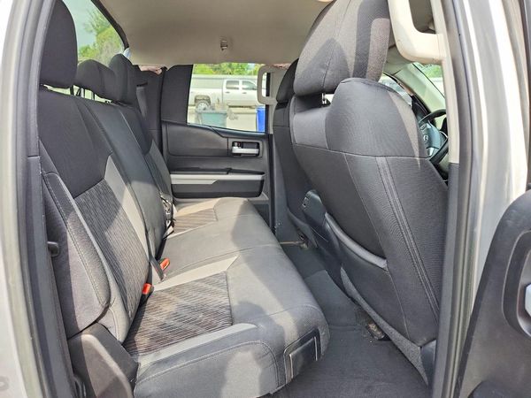 2017 TOYOTA TUNDRA SR/SR5