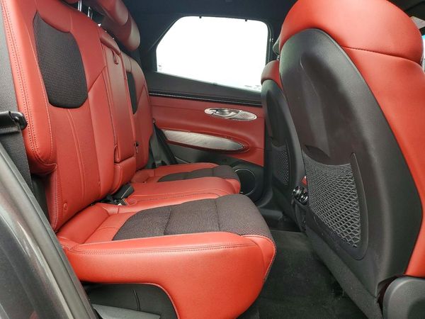 2023 GENESIS GV70
