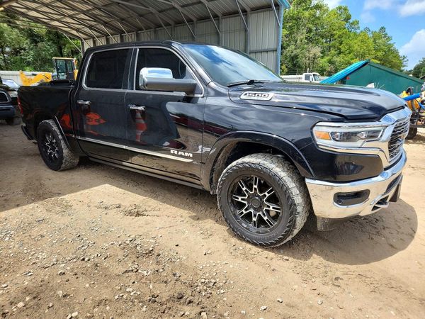 2019 RAM 1500 LIMITED CREW CAB 4X4