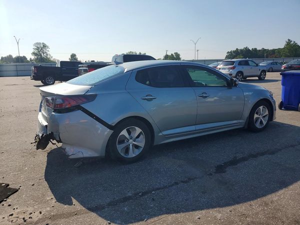 2016 KIA OPTIMA GL - Middle-low