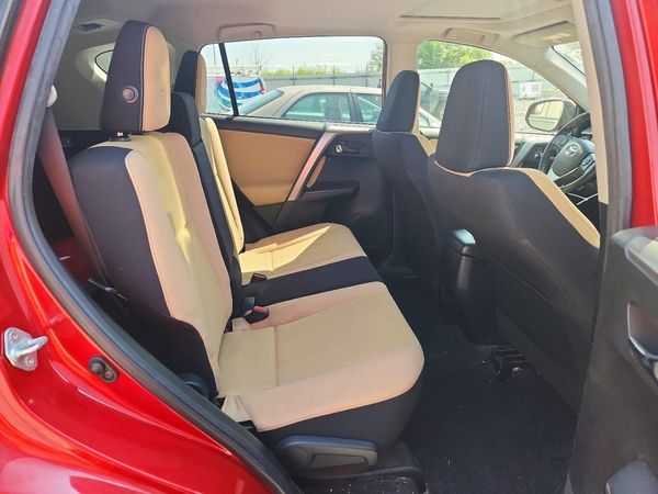 2016 TOYOTA RAV4 XLE (M Grade)