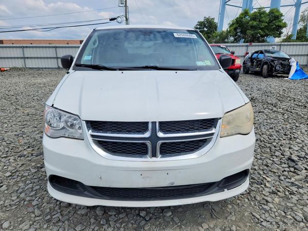 2019 DODGE GRAND CARAVAN SE