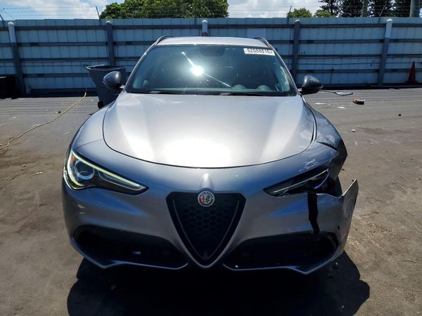 2019 ALFA ROMEO STELVIO RWD