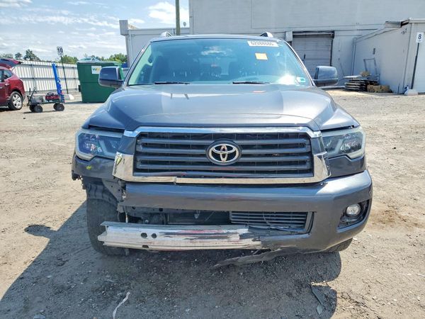 2019 TOYOTA SEQUOIA SR5 grade