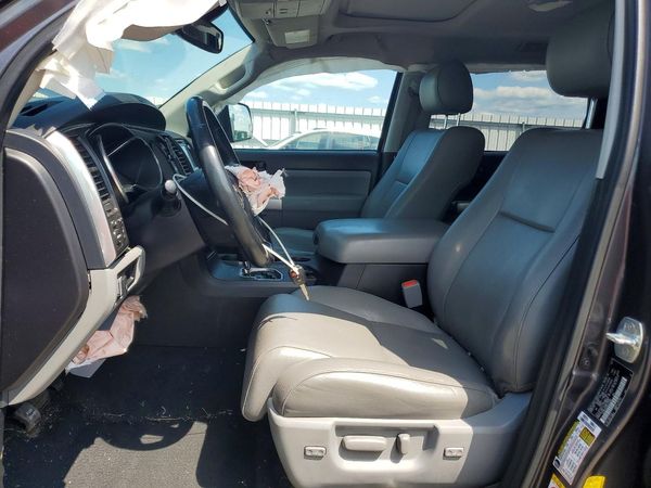 2019 TOYOTA SEQUOIA SR5 grade