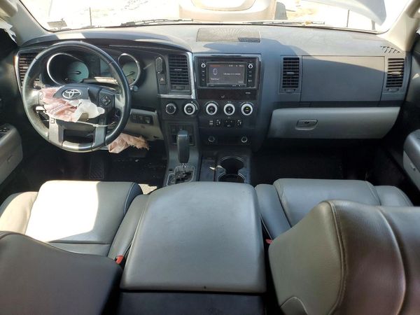 2019 TOYOTA SEQUOIA SR5 grade