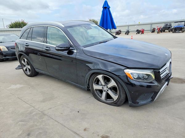 2016 MERCEDES-BENZ GLC GLC300