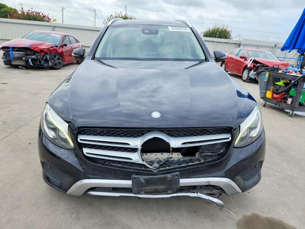 2016 MERCEDES-BENZ GLC GLC300
