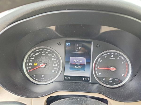 2016 MERCEDES-BENZ GLC GLC300