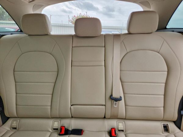 2016 MERCEDES-BENZ GLC GLC300