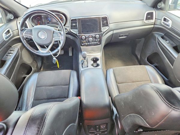 2021 JEEP GRAND CHEROKEE LAREDO 4X4