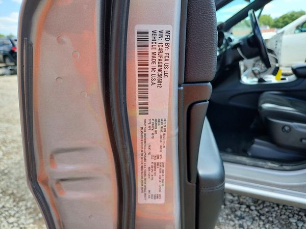 2021 JEEP GRAND CHEROKEE LAREDO 4X4
