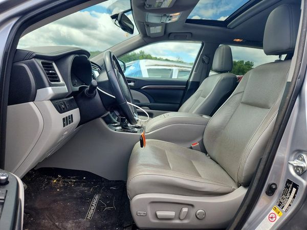 2016 TOYOTA HIGHLANDER Base/Hybrid