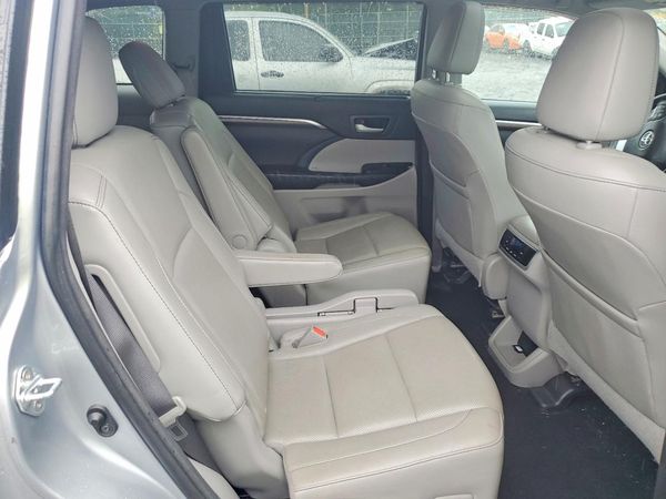 2016 TOYOTA HIGHLANDER Base/Hybrid