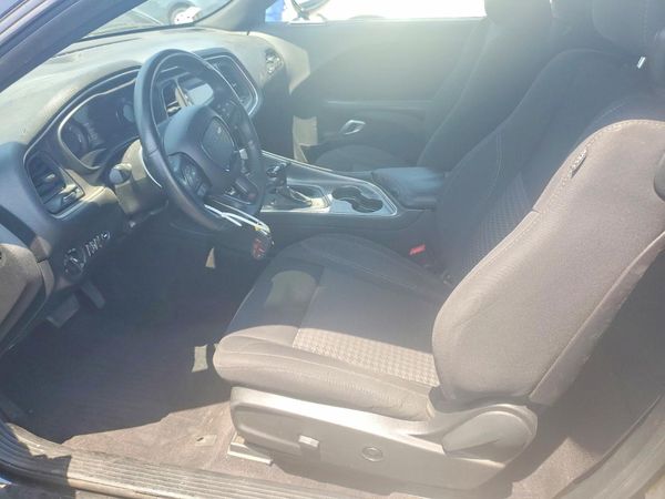 2016 DODGE CHALLENGER SXT
