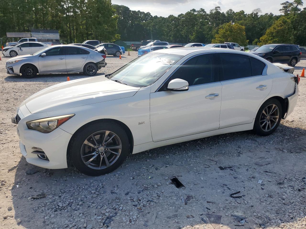 2017 INFINITI Q50