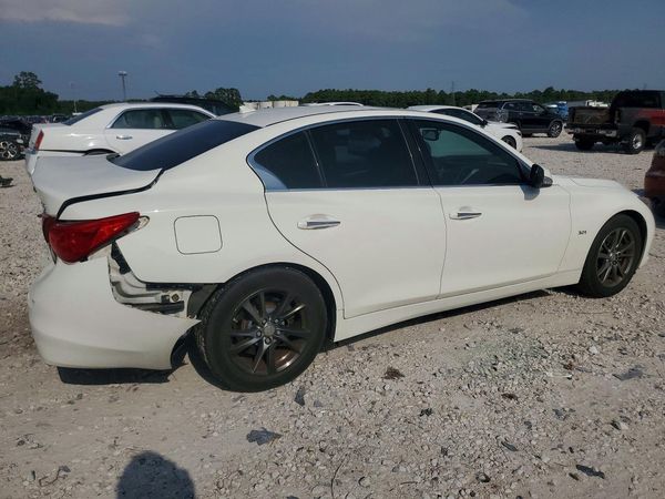 2017 INFINITI Q50