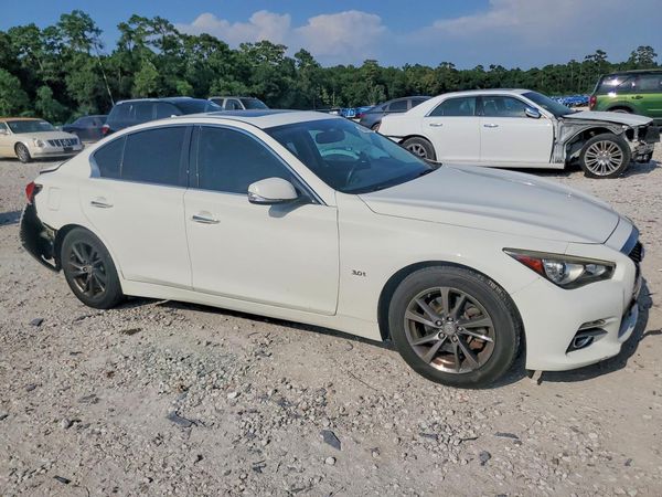 2017 INFINITI Q50